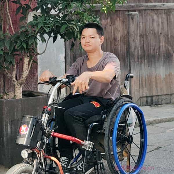 33岁岁湖北单身帅哥 - 澄迈吉缘网